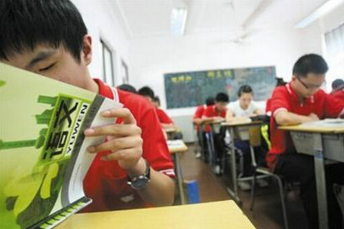 教育部將對德育、語文、歷史教材編寫修訂1