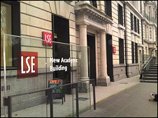 英國BBC:LSE學費“低于最高上限”1