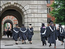 英媒:威爾士計劃組建“超級大學”1