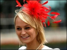 英國新聞:英皇家賽馬會制定著裝新要求1