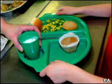 2012英國:英國校餐“應該吃英國農產”1