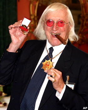 英國留學:BBC承諾徹查薩維爾性侵犯指稱[1]1