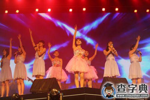 南開舉辦“超炫”跨年演唱會 “嗨”迎20165