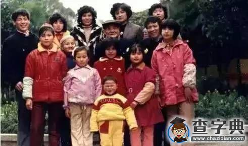 小時候那才叫過年 現在只能叫...10