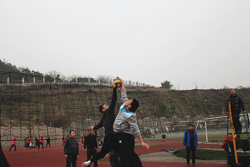 北川七一職中舉行2014冬季教職工運動會2
