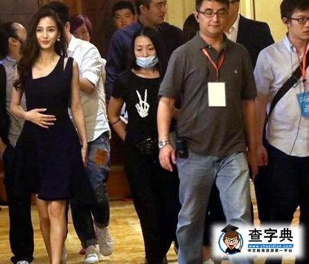 Baby大孕肚曝光 其懷孕五月孕相明顯卻不忘繼續工作1