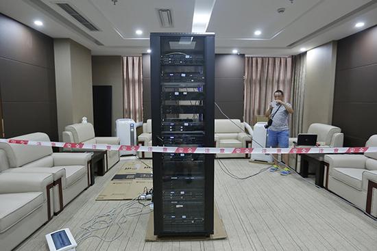 機器人答卷時斷網斷題庫 考完數學題 10分鐘得一百分1